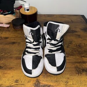Black and White Jordan 1’s